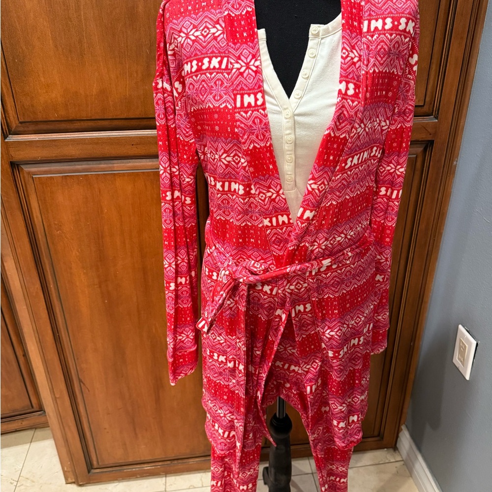 SKIMS Red Patterned Robe - Picture 3 of 6